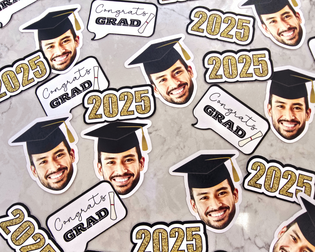 Cute graduation confetti personalized with photo